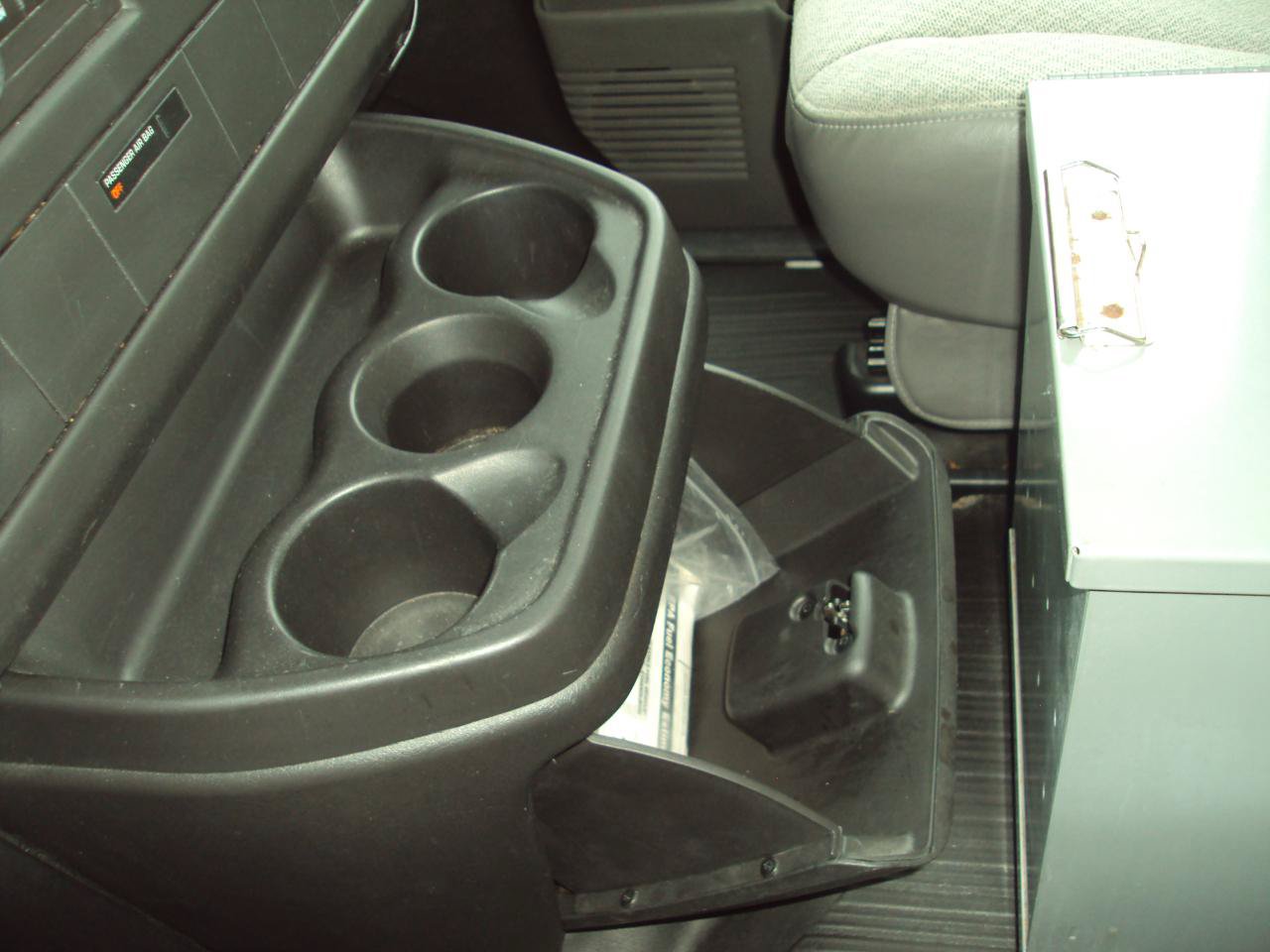 Used 2011 Chevrolet Express 1500 AWD image 22