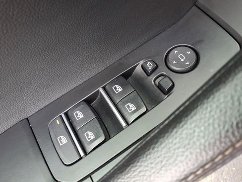 Used 2022 BMW X6 xDrive40i AWD/4WD image 16