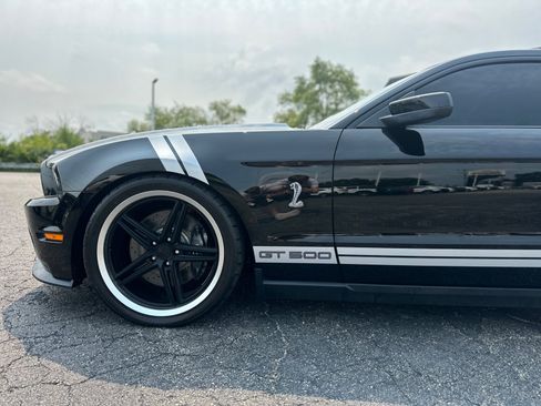 Used 2010 Ford Mustang Shelby GT500 RWD image 13
