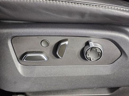 Used 2023 Cadillac Escalade V image 25