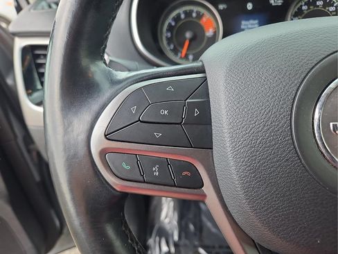Used 2020 Jeep Cherokee Limited AWD/4WD image 20