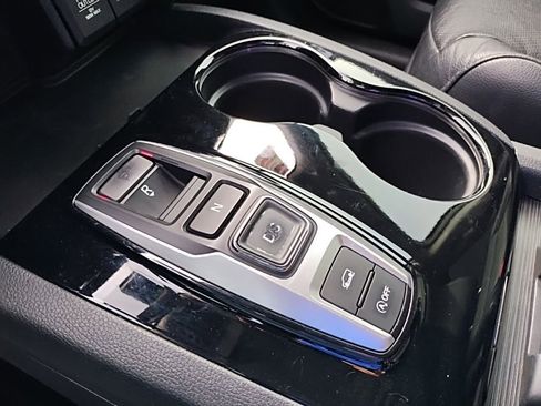 Used 2016 Honda Pilot Elite image 22