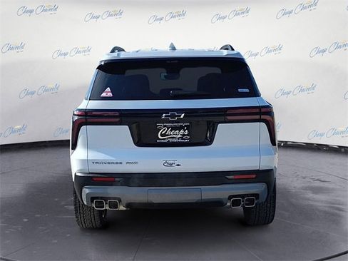 New 2026 Chevrolet Traverse LT w/ Enhanced Driving Package image 4