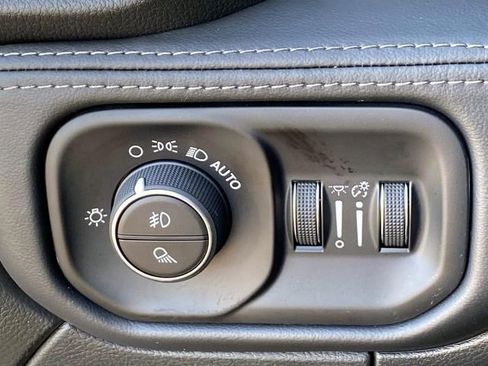 Used 2025 RAM 2500 Limited image 26