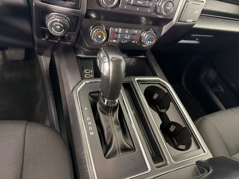 Used 2019 Ford F150 XLT w/ Equipment Group 302A Luxury AWD/4WD image 17