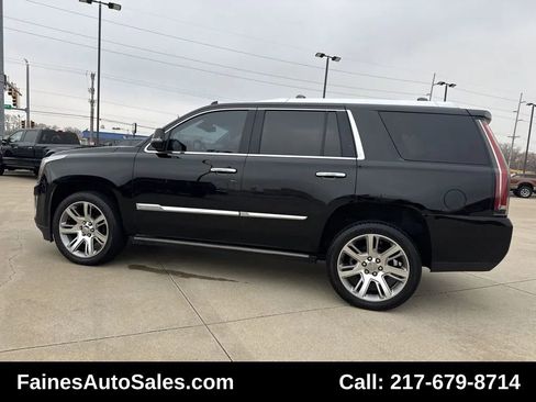 Used 2015 Cadillac Escalade Premium image 12