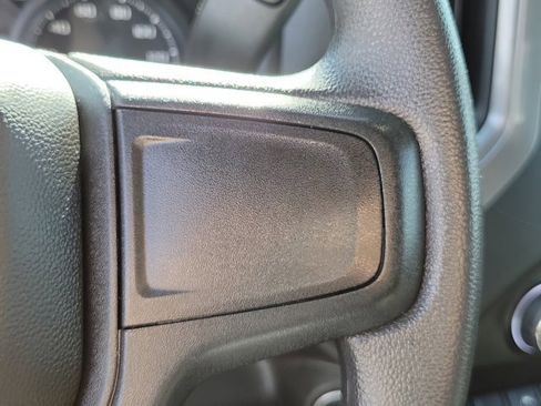 Used 2022 Chevrolet Silverado 1500 Custom image 25