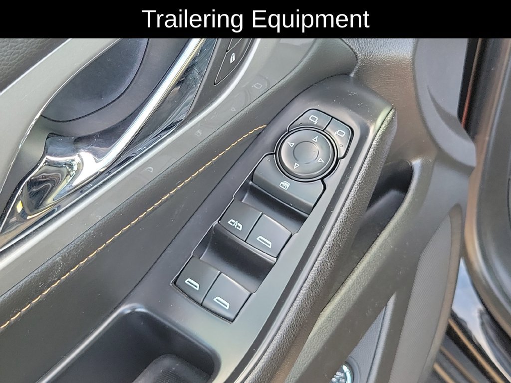 Used 2021 Chevrolet Traverse LT FWD image 10