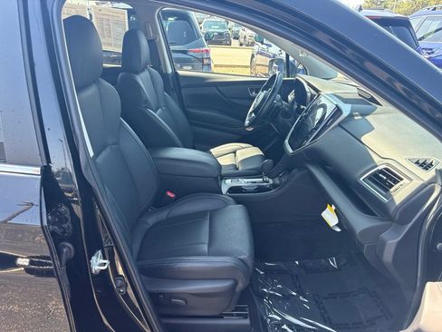 Used 2023 Subaru Ascent Limited AWD/4WD image 9