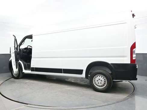 Used 2024 RAM ProMaster 2500 w/ Convenience Group FWD image 40