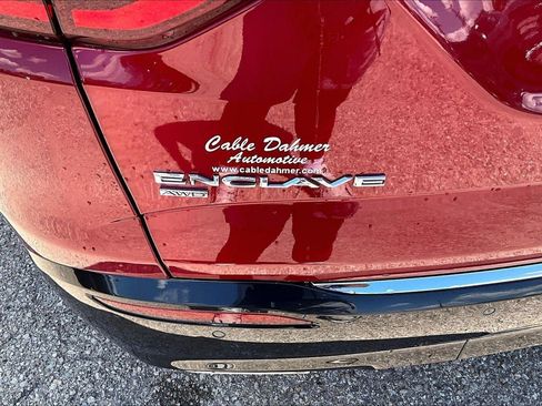 Used 2021 Buick Enclave Essence w/ Sound and Sites Package AWD/4WD image 6