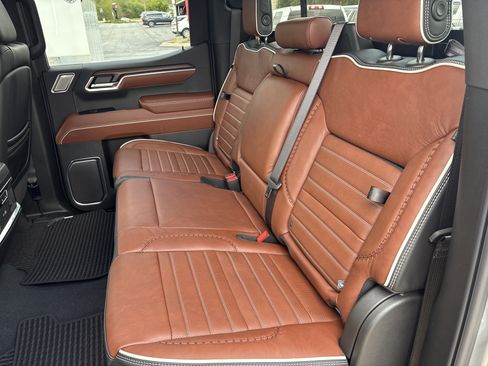 New 2026 GMC Sierra 1500 Denali Ultimate AWD/4WD image 17