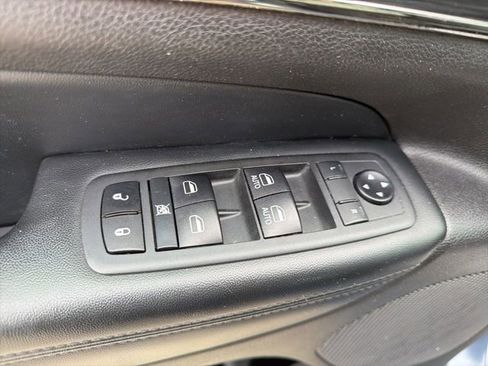 Used 2020 Jeep Grand Cherokee Limited X image 20