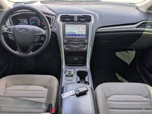 Used 2020 Ford Fusion S FWD image 13