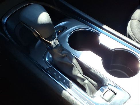 Used 2024 Chevrolet Malibu LT image 10