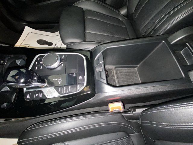 Used 2024 BMW X3 sDrive30i w/ Convenience Package RWD image 21