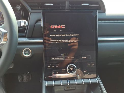 New 2026 GMC Terrain Elevation w/ LPO, Floor Liner Package image 19