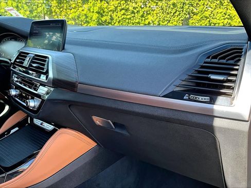 Used 2021 BMW X4 M40i w/ Premium Package image 17