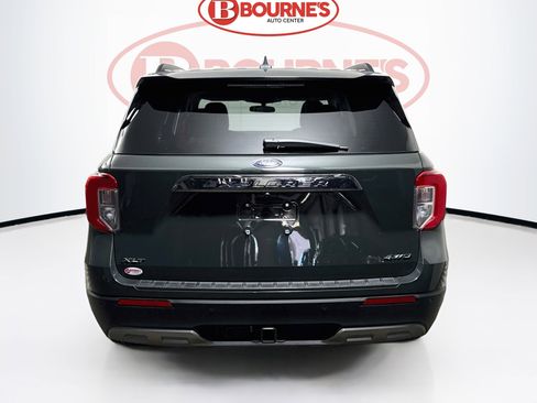 Used 2023 Ford Explorer XLT w/ Equipment Group 202A AWD/4WD image 10