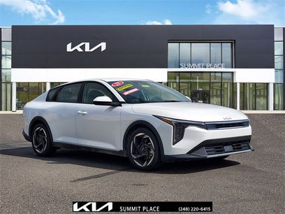 Certified 2025 Kia K4 EX