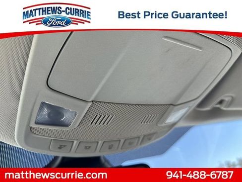 Used 2024 Ford Edge Titanium image 23