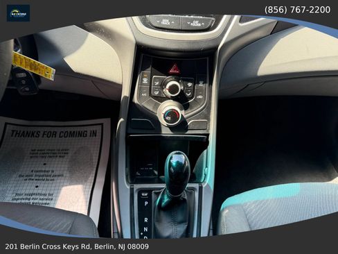 Used 2016 Hyundai Elantra SE FWD image 23