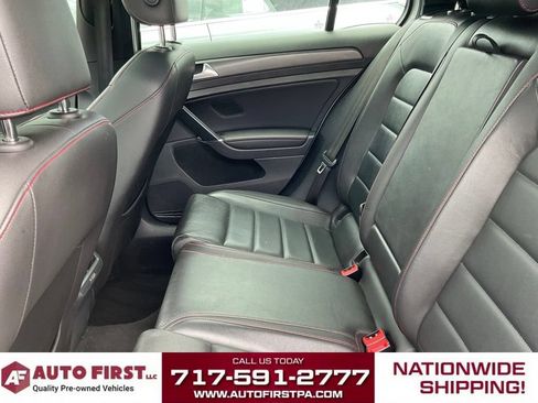 Used 2020 Volkswagen GTI SE FWD image 11