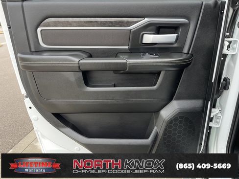 Used 2024 RAM 3500 Big Horn image 15