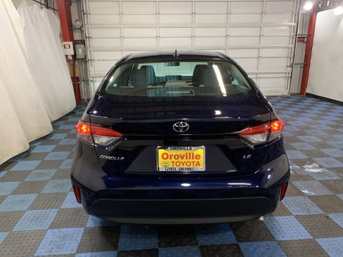 Used 2023 Toyota Corolla LE image 4