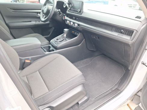 Used 2025 Honda CR-V LX image 30
