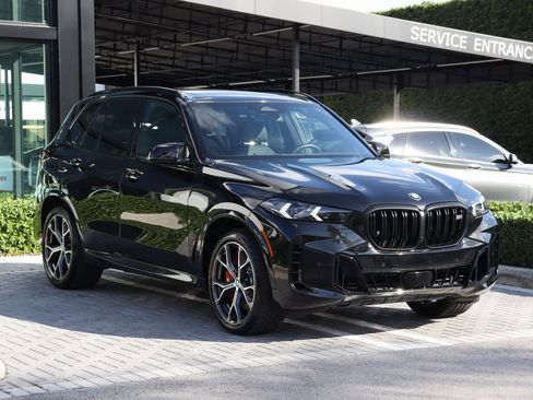 Used 2026 BMW X5 M60i image 2
