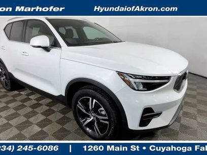 Used 2025 Volvo XC40 B5 Core