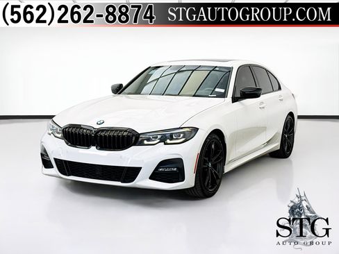 Used 2022 BMW 330i Sedan w/ M Sport Package RWD image 1