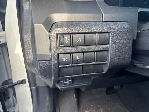 Used 2024 Toyota Tacoma SR w/ SR Upgrade Package RWD image 16