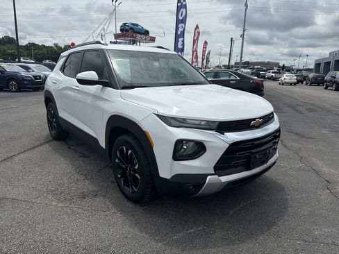 Used 2023 Chevrolet TrailBlazer LT w/ Convenience Package FWD image 15