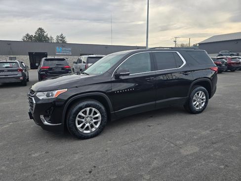 Used 2019 Chevrolet Traverse LT w/ LPO, Floor Liner Package image 3
