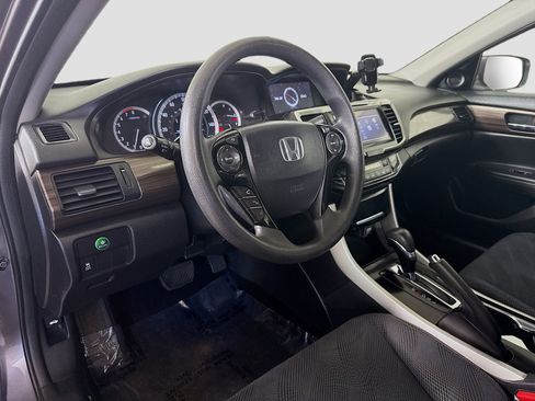 Used 2017 Honda Accord EX image 23