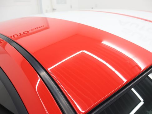 Used 2011 Ford Mustang Shelby GT500 RWD image 4