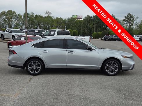 Used 2024 Honda Accord EX image 6