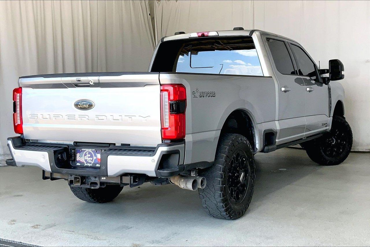 Used 2024 Ford F250 Lariat w/ Lariat Ultimate Package AWD/4WD image 13