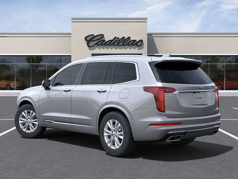 New 2025 Cadillac XT6 Luxury image 3