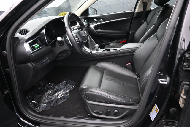Used 2025 Genesis G70 2.5T AWD/4WD image 13