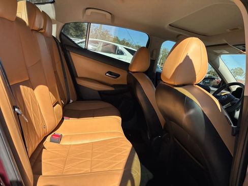 Used 2020 Nissan Sentra SV w/ SV Premium Package FWD image 12