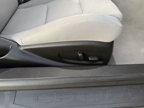 Used 2022 Chevrolet Camaro SS image 32