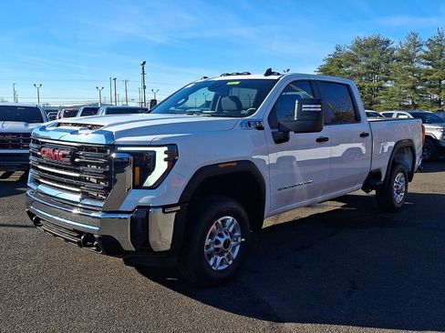 New 2026 GMC Sierra 2500 Pro w/ Convenience Package image 2