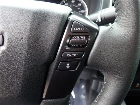 Used 2023 Nissan Frontier SV w/ SV Convenience Package AWD/4WD image 14