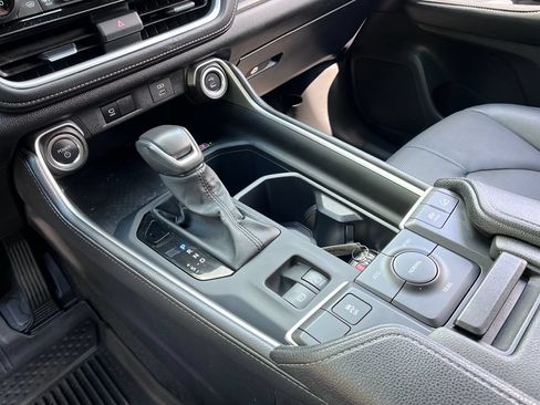 Used 2026 Toyota Grand Highlander AWD Hybrid image 20