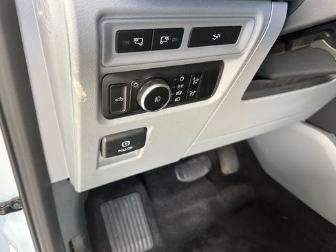 Used 2024 Ford F150 XLT w/ Equipment Group 302A MID RWD image 30