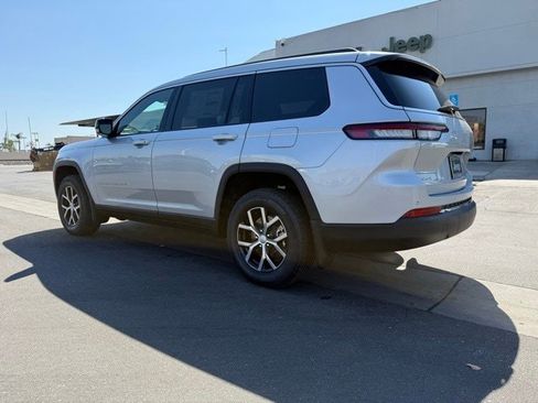 New 2025 Jeep Grand Cherokee L Limited w/ Trailer Tow Package image 4