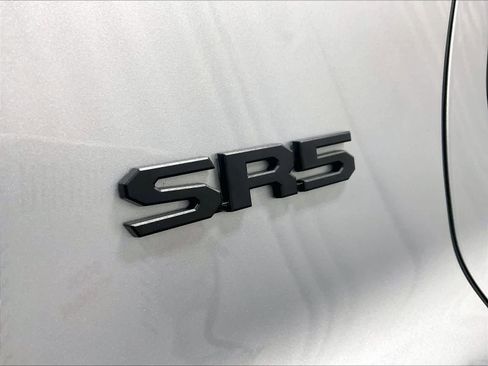 Used 2025 Toyota 4Runner SR5 image 29